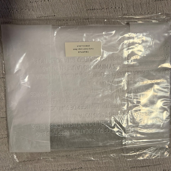 Truffle Clarity Clutch Large in Black - Picture 4 of 4